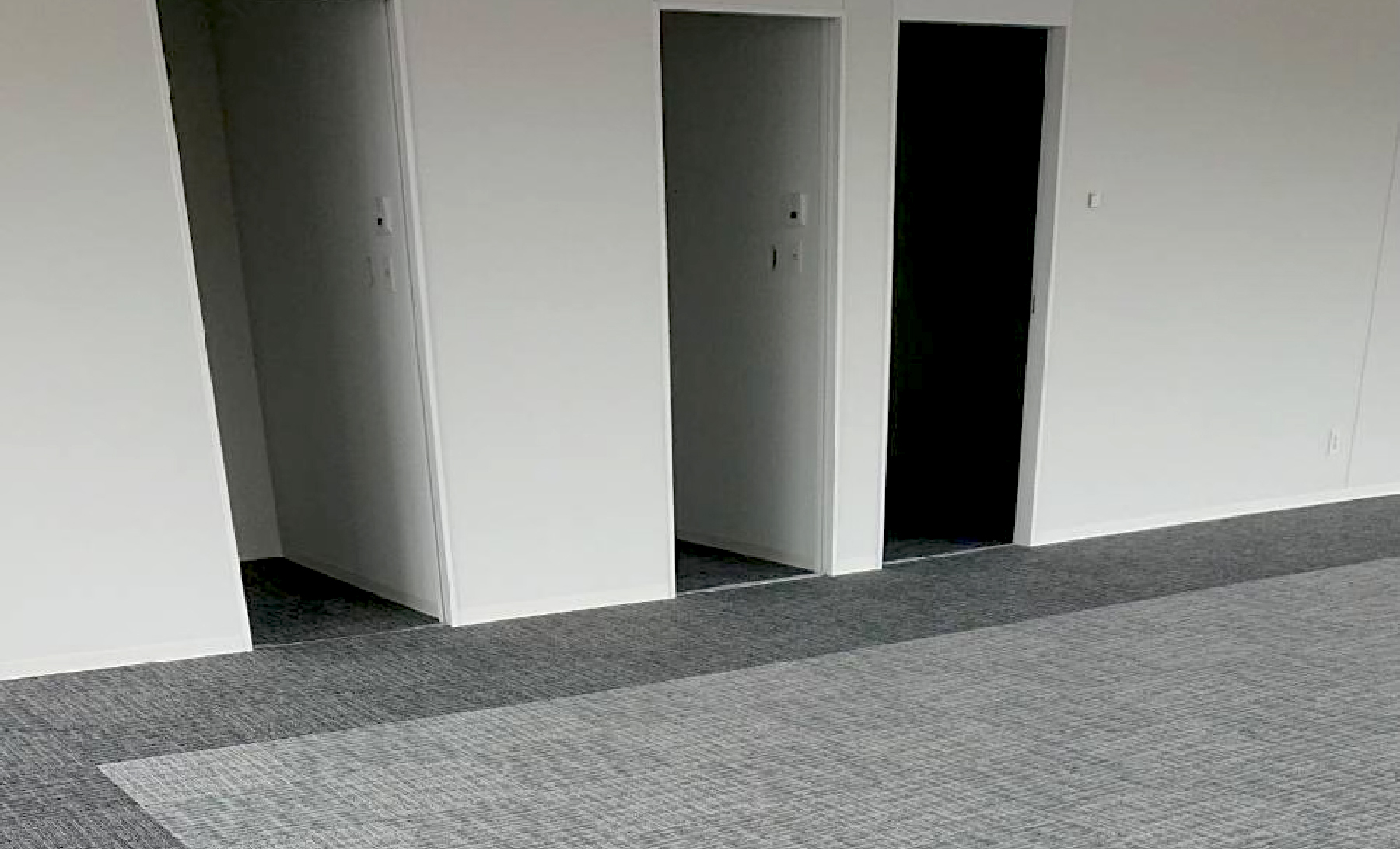 A社事務所床工事